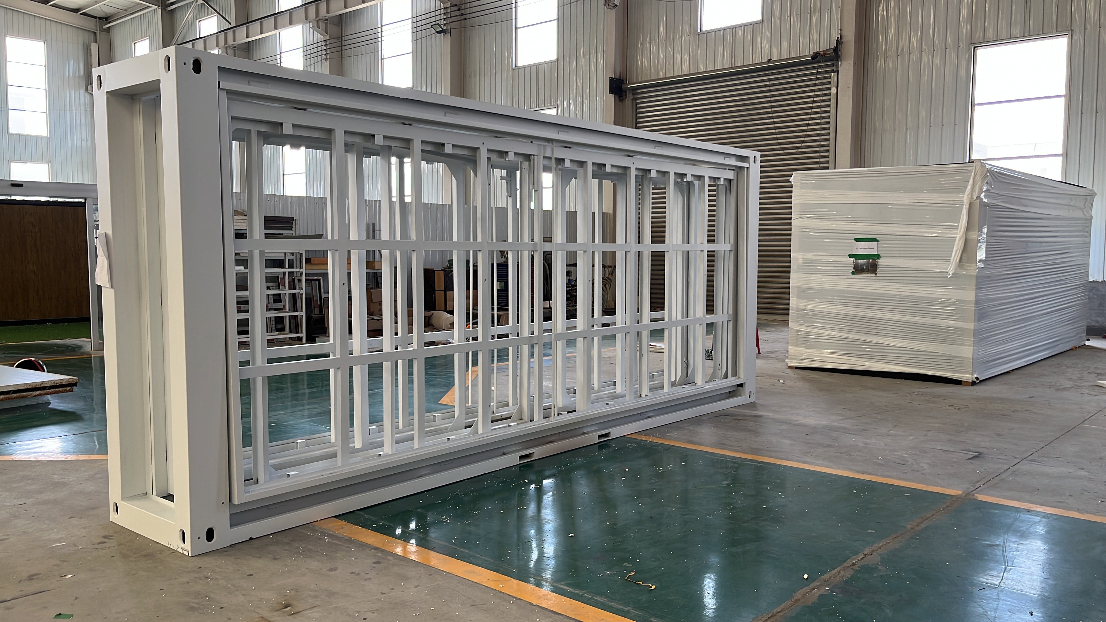 20-foot double-wing expansion box